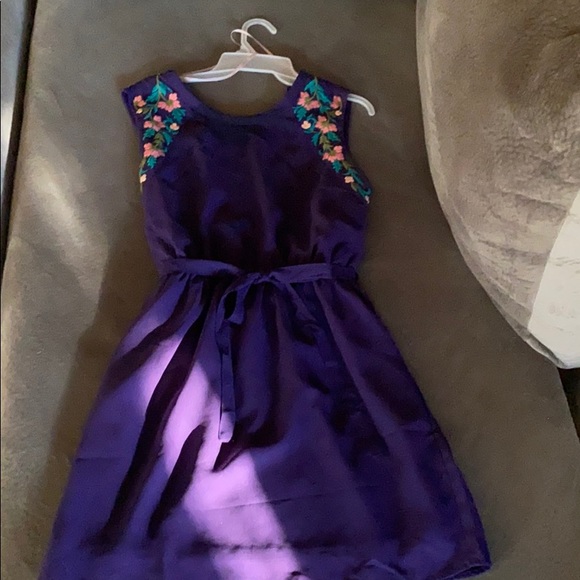 Beautiful Summer mini dress - Picture 2 of 7